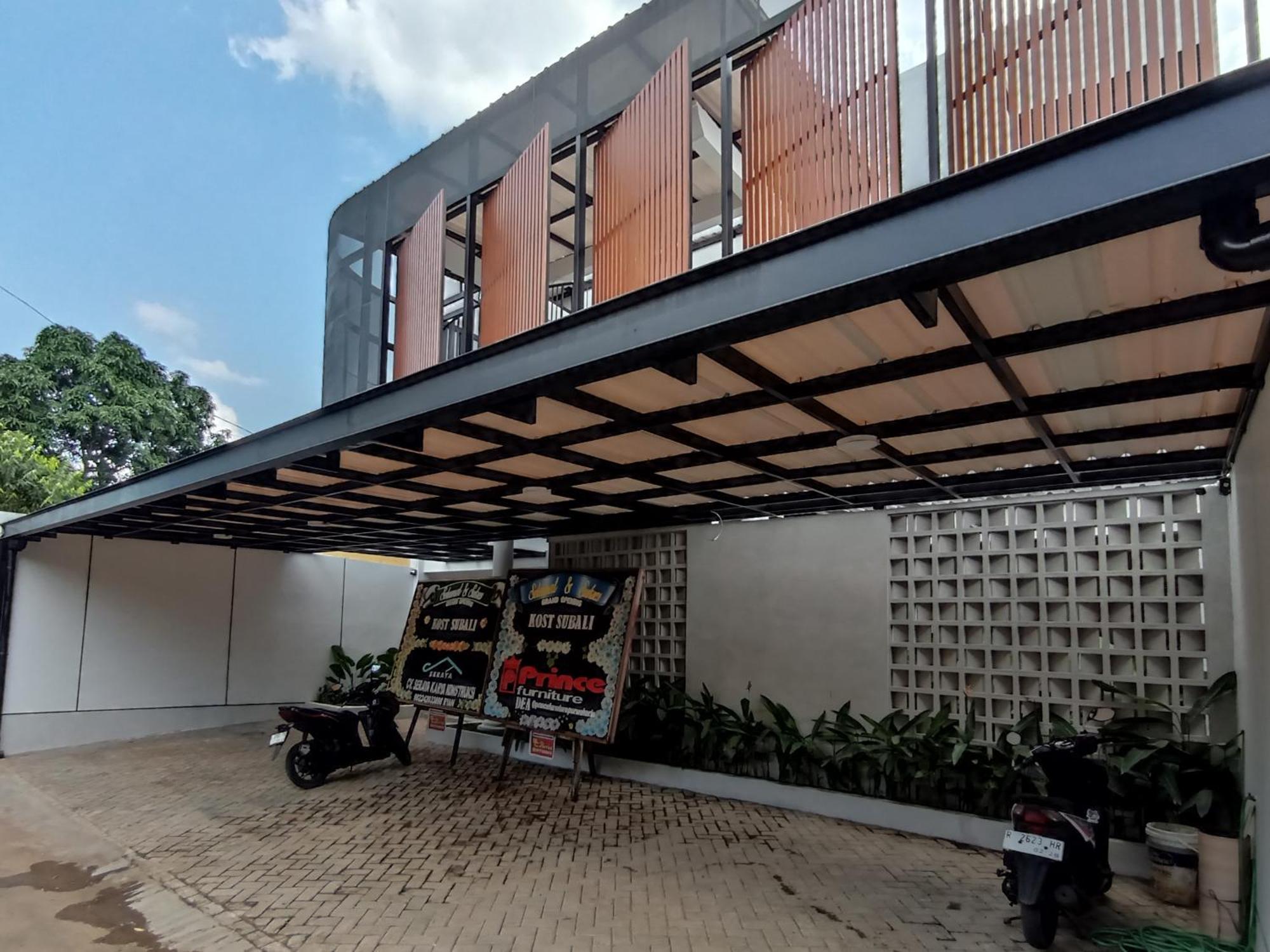 Urbanview Hotel Subali Purwokerto Exterior photo